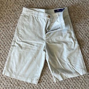 Boys Vineyard Vines shorts